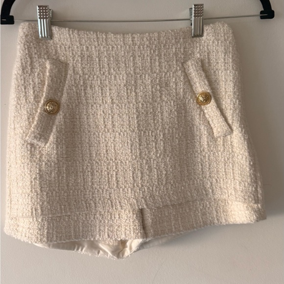 Maje Pants - Maje Cream Bouclé High-Waist Skort with Gold Buttons NWT new never worn size XS